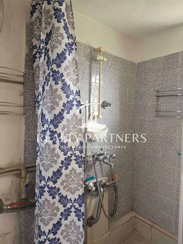 Продава се Къща в Перник, Изток - 64 кв.м за 1219 €/кв.м - Снимка #12