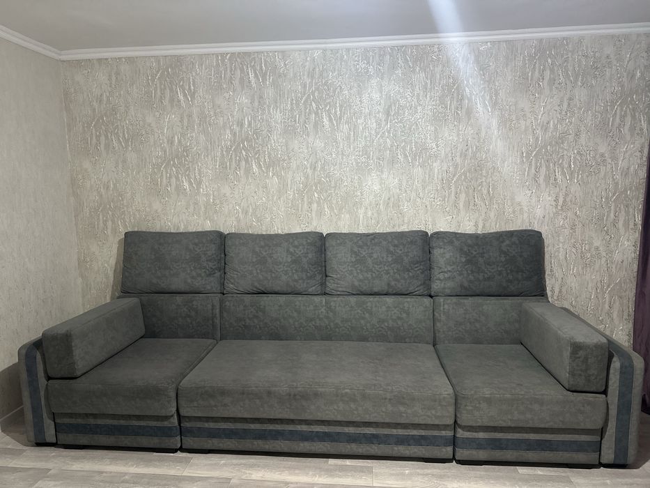 Продам диван срочно