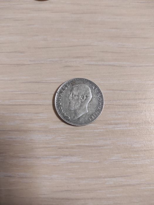 Moneda veche de argint