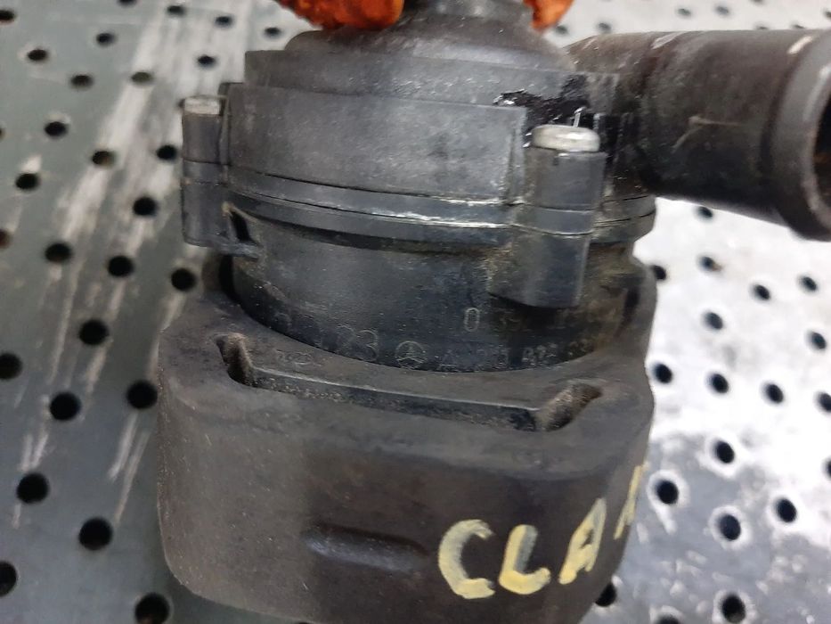 pompa apa 1.6 b 270910 mercedes cla  x117  0390023000