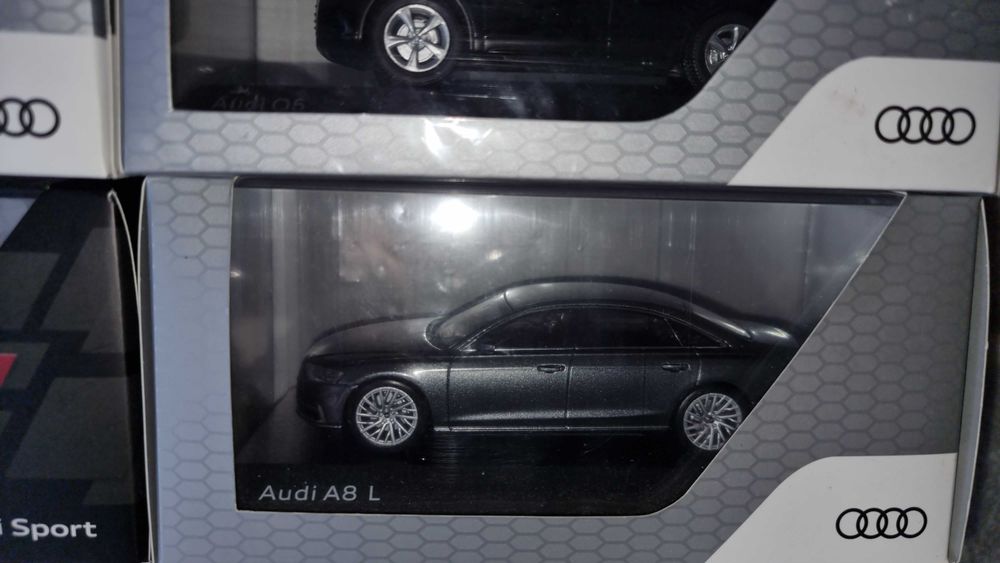 Se vinde macheta audi A5,a8,q2,q5