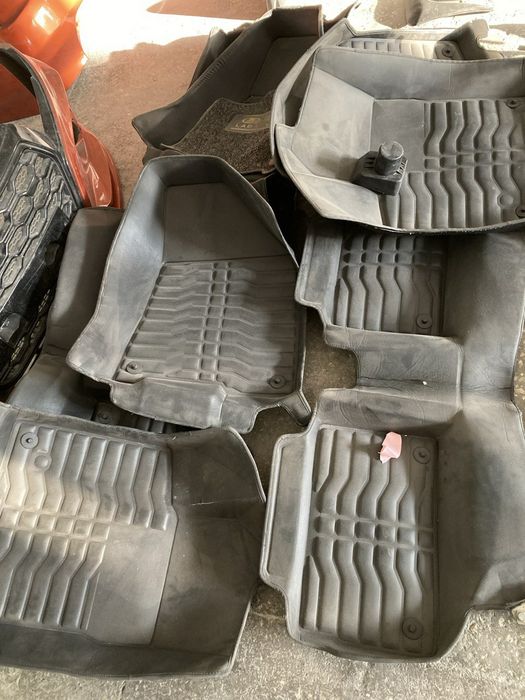 Полик лада веста две пары