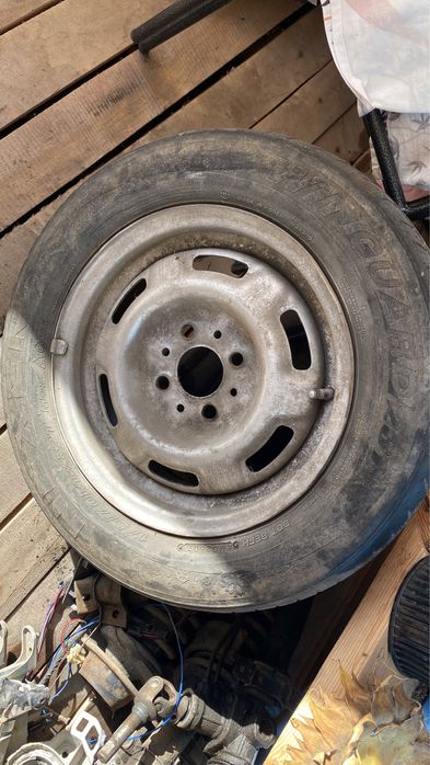 Продам колесо на 13 под запаску