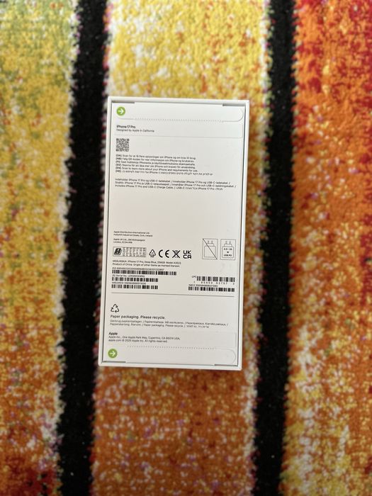 iPhone17Pro256GB DeepBlue чисто нов,купен от Англия,фабрично запечатан