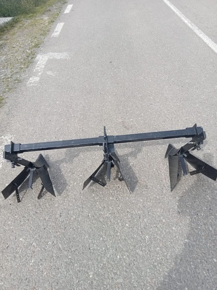 Rarita cu bilon pe 3 randuri pentru motocultor