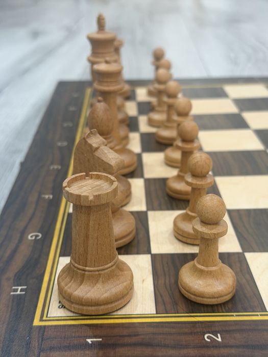 Продам новые турнирные шахматы Woodgames