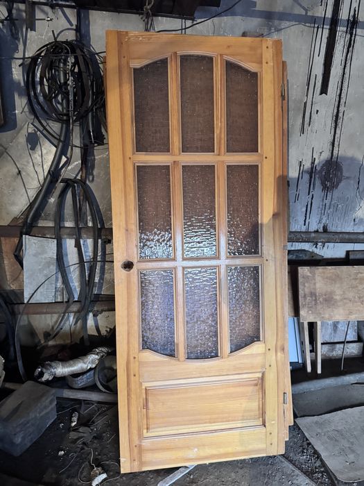 двери деревянные , качественные из сосны. Читайте описание