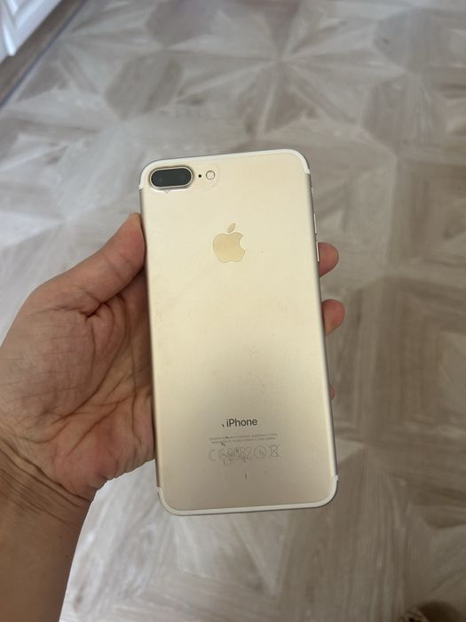 Телефон  Iphone 7+ 32 гб