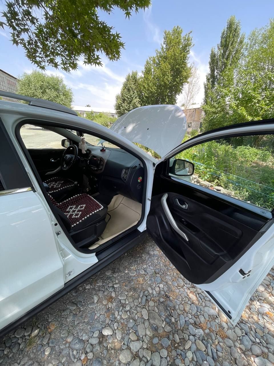Lada Xray sotiladi