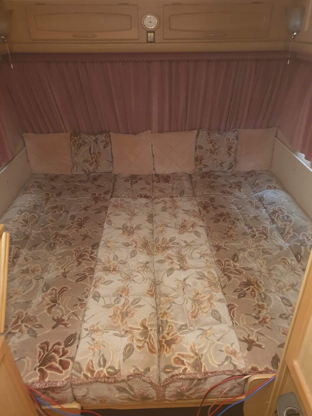 Каравана Swift Challenger 440