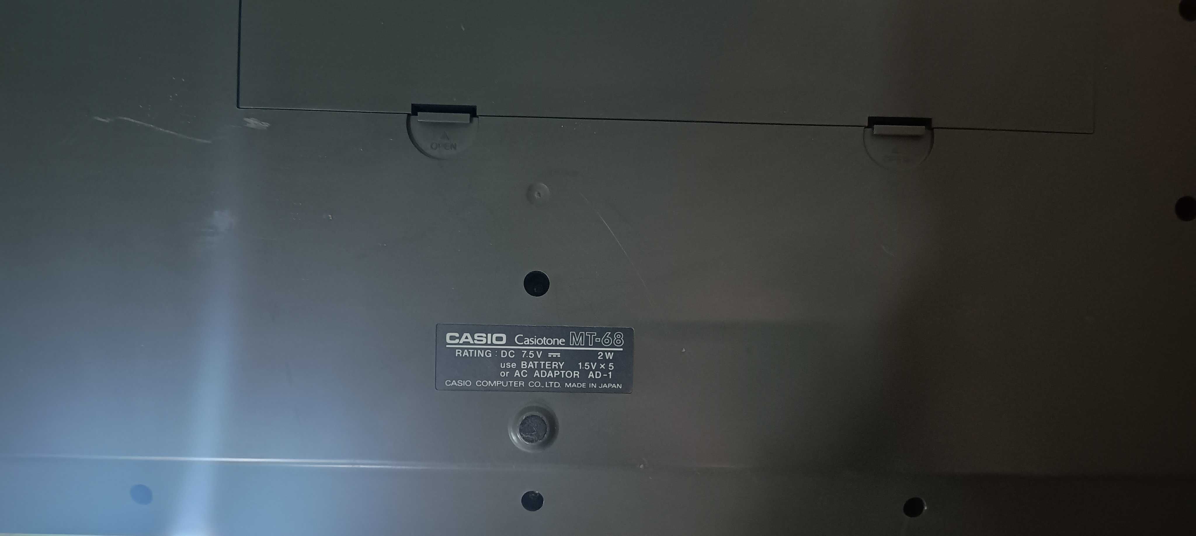 Синтезатор CASIO Casiotone MT-68