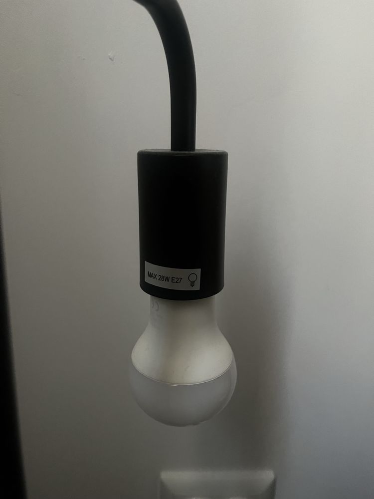 Lampa birou neagra