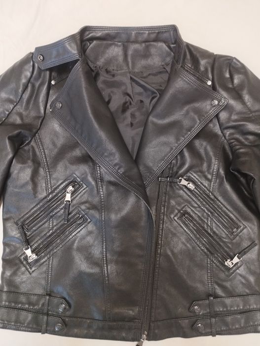 Черни кожено яке