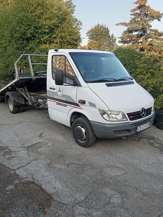 Продавам/ Пътна Помощ Мерцедес Спринтер 413CDI