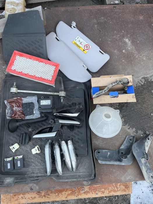 Продам запчасти Лада Веста