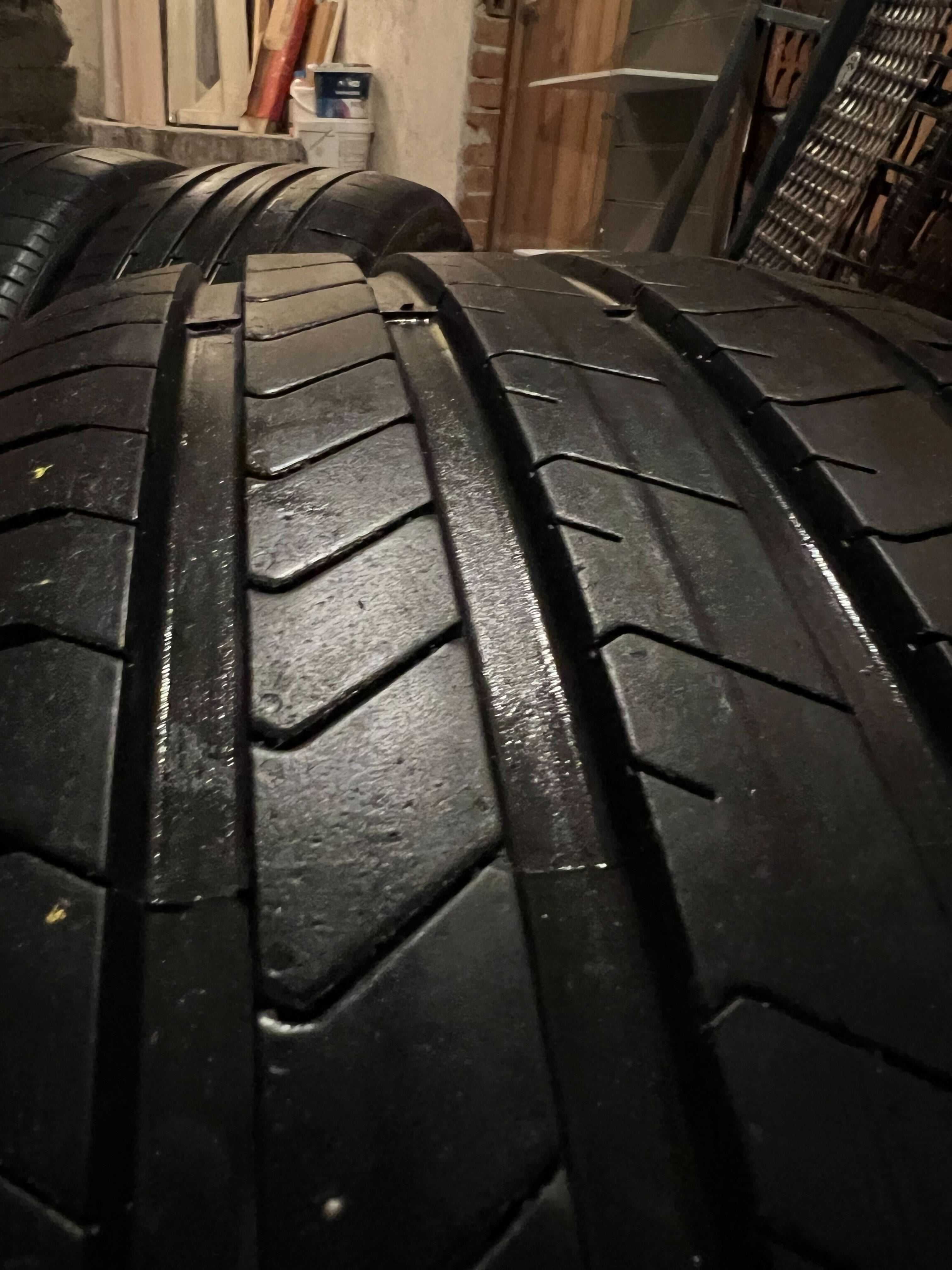 Летни гуми PIRELLI 255/40R20 101Y XL P ZERO(AO)