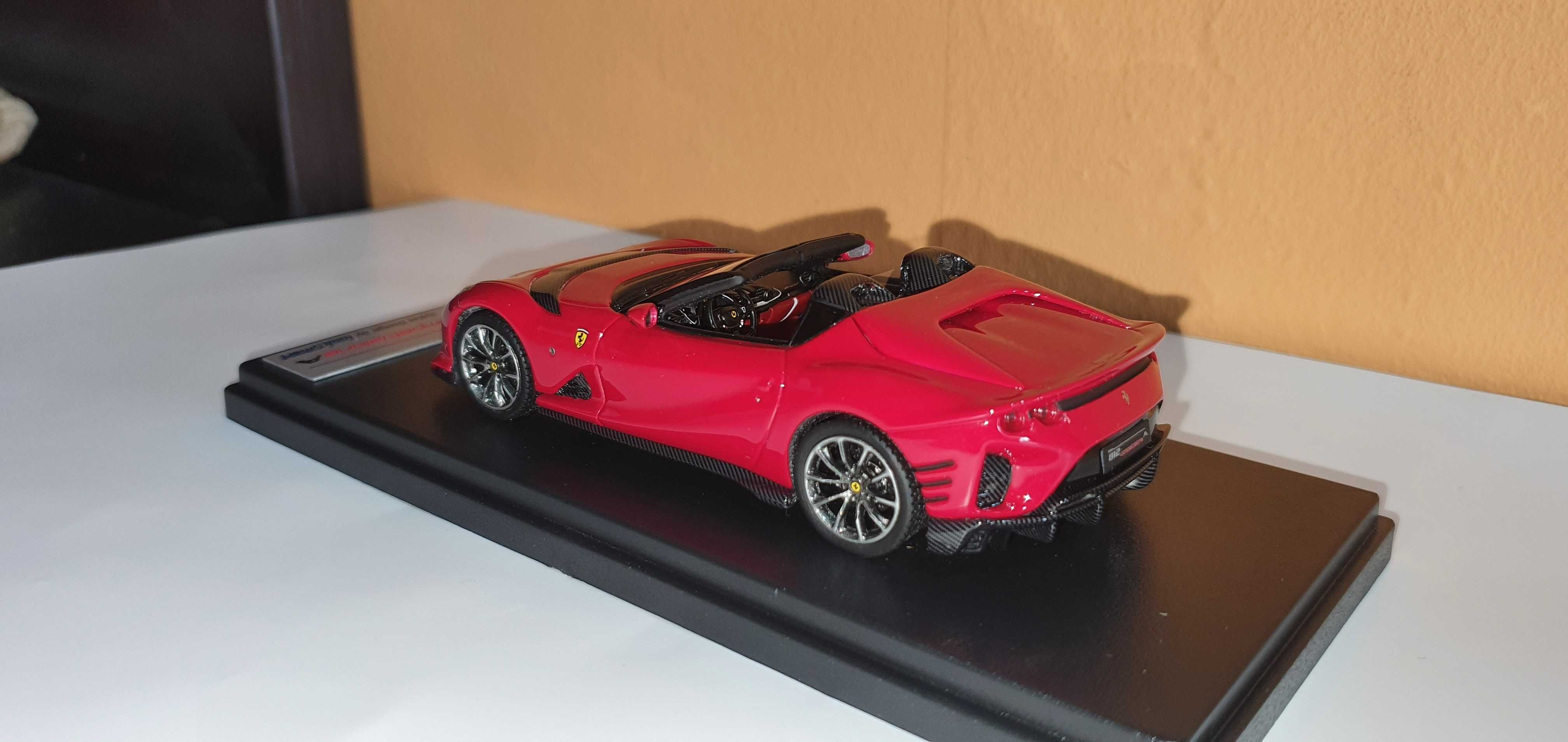 Macheta Looksmart 1:43 Ferrari 812 Competizione A Rosso TRS MY2022