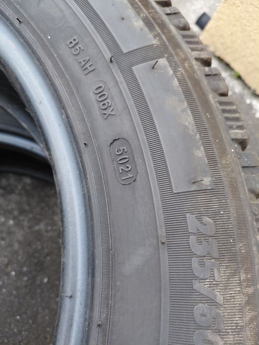 225/60/17С Michelin 2бр.гуми
