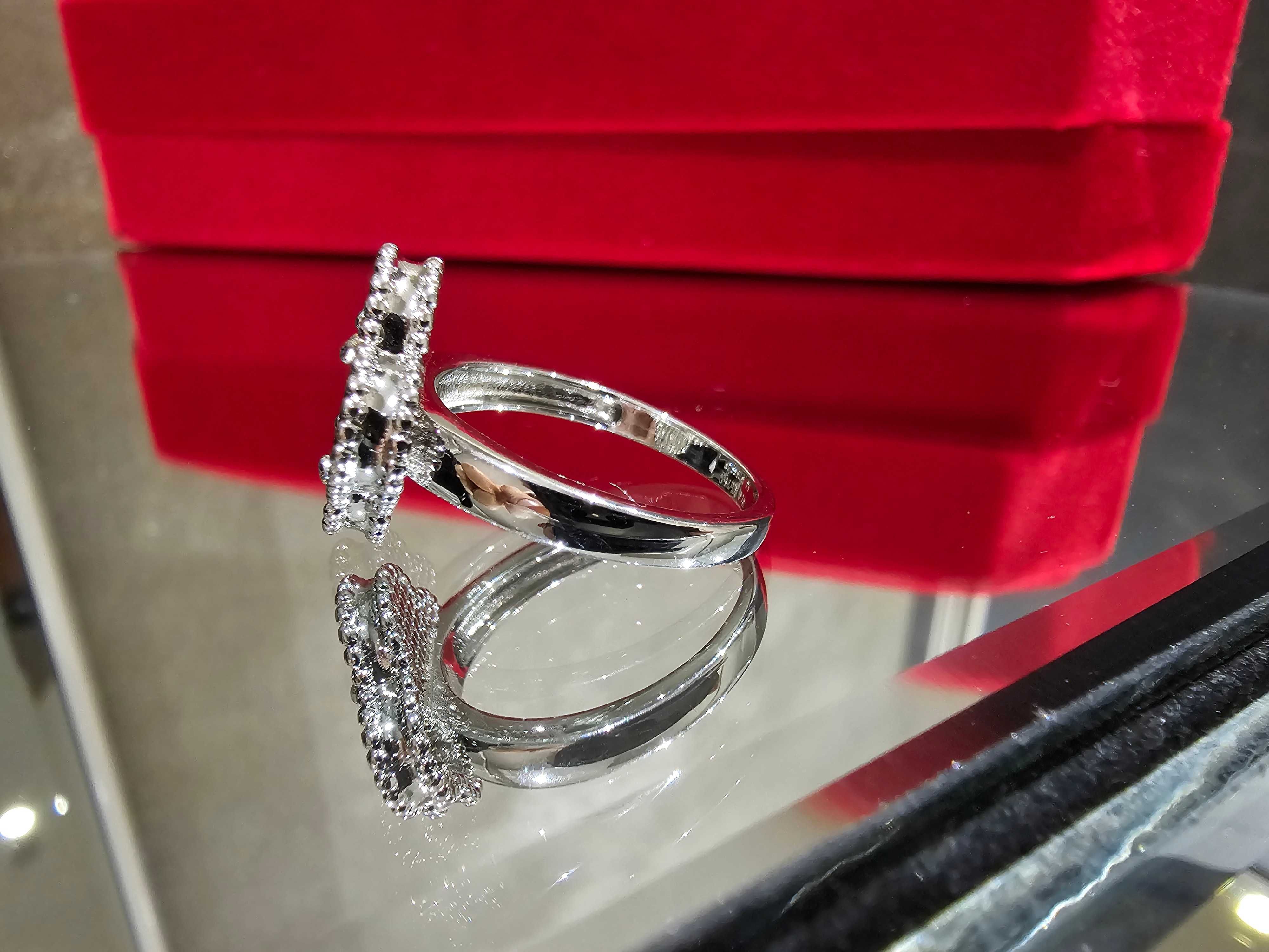 Van Cleef & Arpels VCA Silver Onyx Alhambra Clover Дамски Пръстен