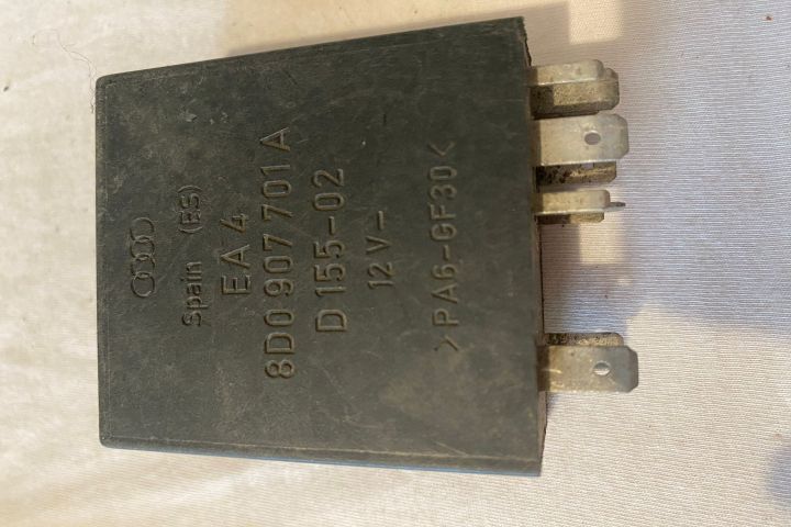 Releu 397 8d0907701a Audi A4 B6