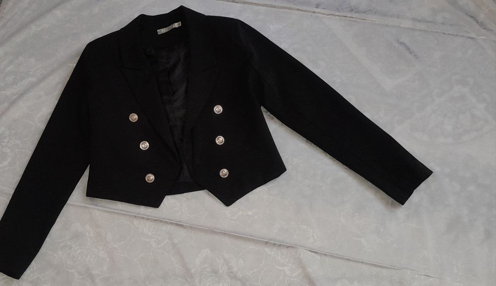 Trend karotki pidjak