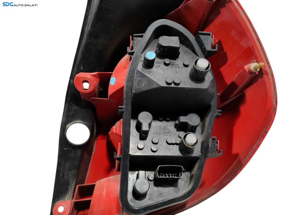 Stop Lampa Tripla Stanga de pe Aripa Caroserie Renault Clio 3 2005 - 2014 [L5243]