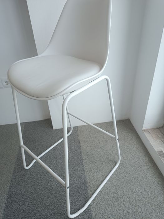 Scaun de bar elegant gri