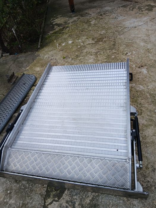 Продава се борд за инвалидни