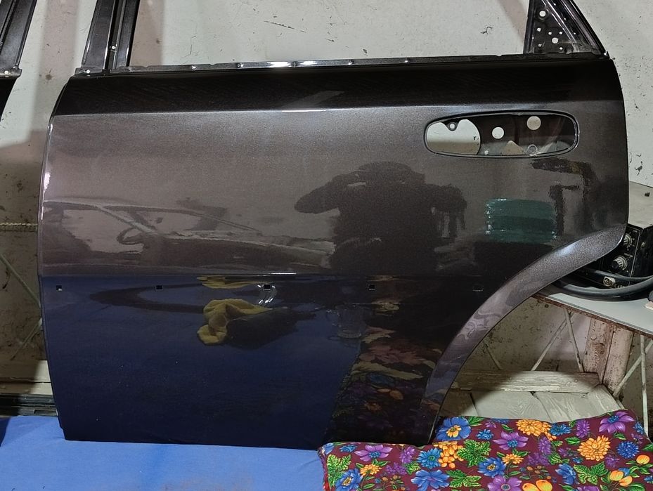 JENTRA radnoy kraska 2 ta orqa 1 oldi shofir