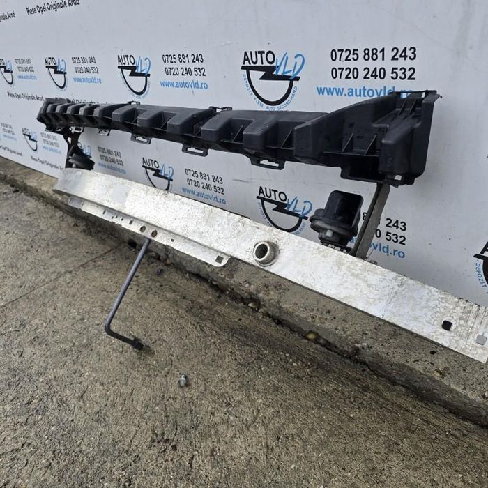 Armatura bara fata Mercedes C-Class W204