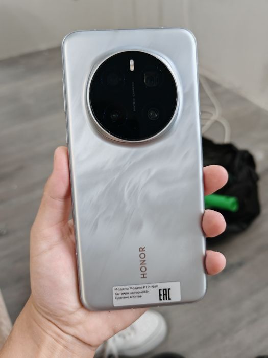 Продам телефон  Honor magic 7 pro