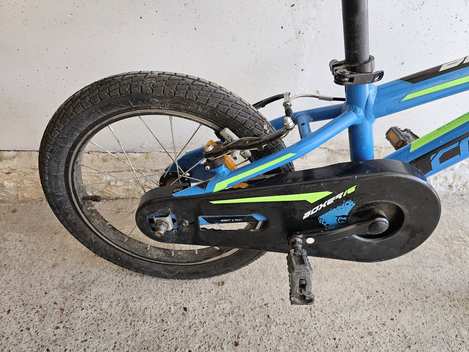 Детски велосипед Cross 16 цола син цвят.