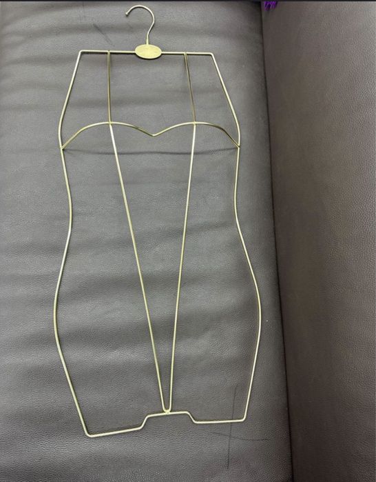 Вешалка фигурная