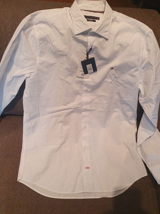 Vand camasa barbati originala Tommy Hilfiger marimea 42