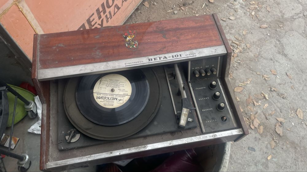 Проигрыватель вега 101