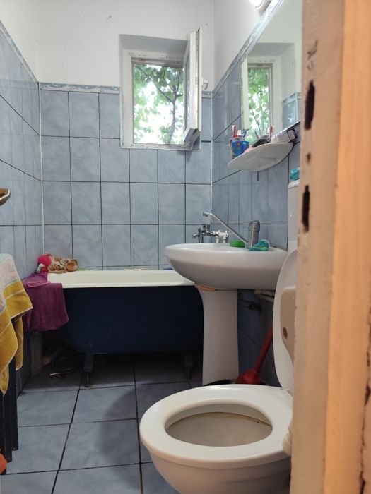 Apartament 3 camere, decomandat, Valea Rosie