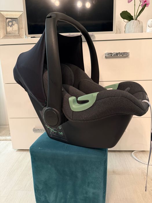 Scoica auto folosita foarte putin ( 1 luna ) , in stare foarte buna !