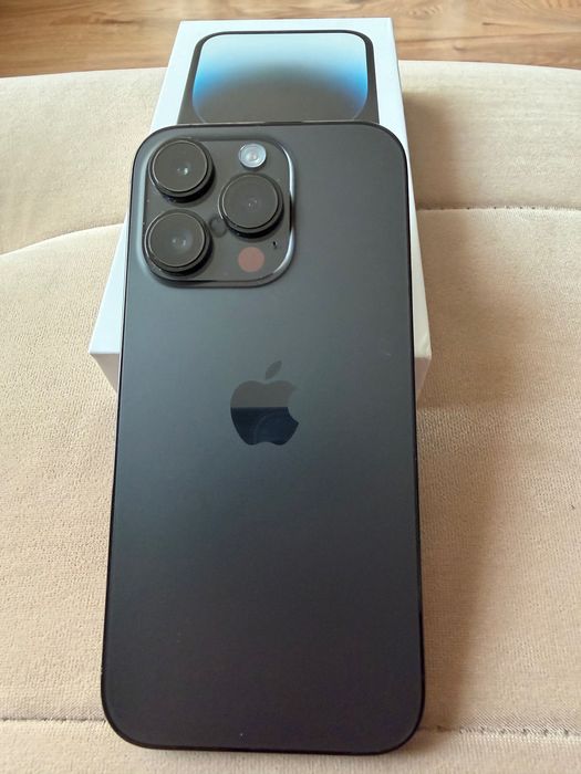 iPfone 14 Pro без следи от употреба