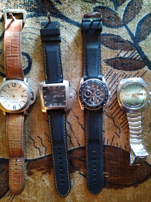 Колекция от швейцарски часовници