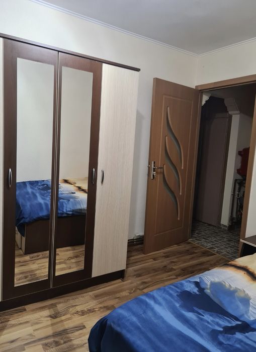 Apartament 3 camere, parter, mobilat și utilat – Brezoi, gata de mutat