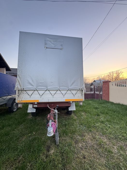 Vand remorcă pe dublu!!