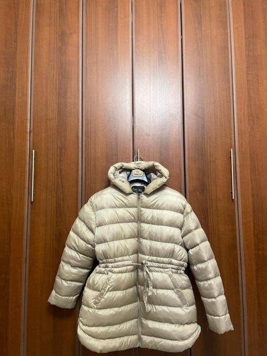 Поодам куртку 44-46