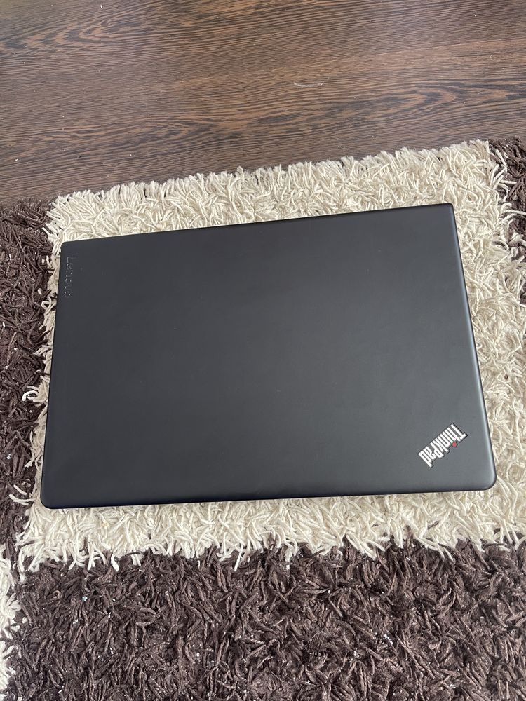 Laptop Lenovo ThinkPad E570c Intel®Core™i5-6200U [poze reale