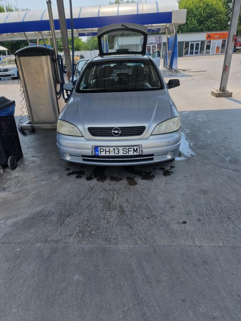 Vând Opel Astra G