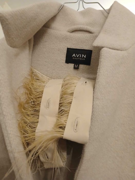 Avin/Авин палто екрю пера и перли