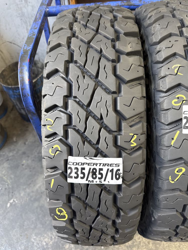 235/85/16 Cooper Discoverer S/T