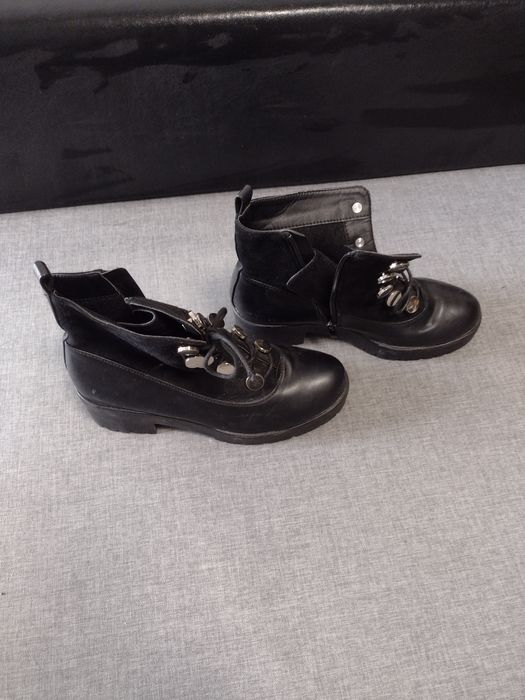 Дамски обувки 40 номер, втора употреба