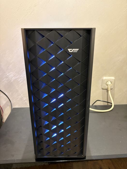 Компютър intel core i5-6500 l RX570 l 8 GB RAM