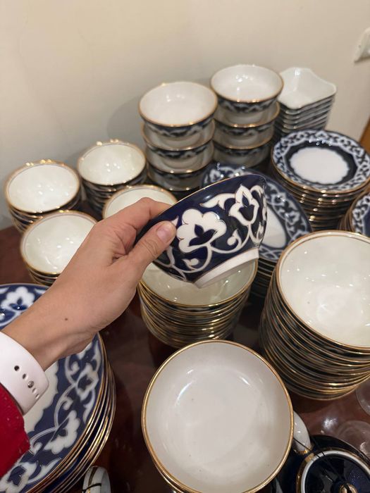 Продаю большой сервиз “Пахтагул” — 180 предметов