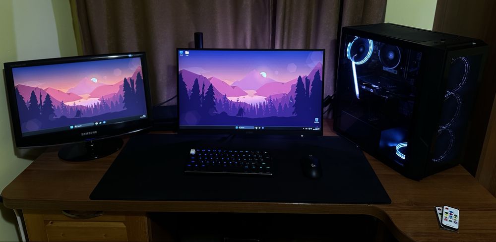 Геймърски компютър + 2 Монитора! 180Hz и 60Hz